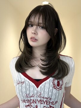 アイトーキョーエス 渋谷(AI TOKYO S) ミディアムレイヤー オリーブグレージュ レイヤーカット渋谷