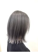 切りっぱなしボブ×シャドールーツシルバー