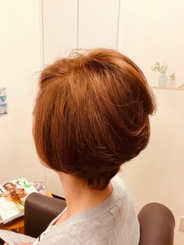 カルポ hair space Carpoの写真/大人女性の理想を叶えてくれる♪明るめグレイカラーや綺麗な白髪染めで透明感と艶のある上品な大人髪に＊