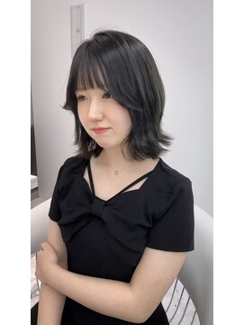 ロンドルピナス 小倉(Lond Lupinus) ミディアムヘア暗めカラー/デザインカラー/フェイスフレーミング