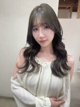 アールイー(Re:)&nbsp;ハイレイヤーカット×オリーブグレージュ