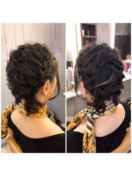 ボア トウキョウ(Voix Tokyo) 編み込み波ウェーブツイン