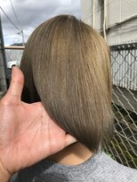 テテ(TETE) 今季流行のオリーブベージュ