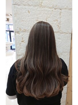 ティンク 横須賀中央(Tink) ハイライトグレージュ