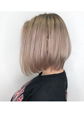 リーブル(Libre) 外国人風ハイトーンWカラー