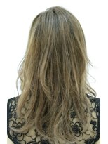 ノアーズ アーク(Noah's Ark)&nbsp;大人ムード漂うマットグレージュ☆