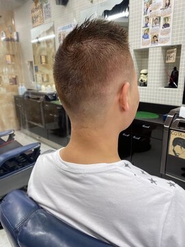 ヘアーエステ グランツエッセ(hair esthe GlanzEsse) ソフトモヒカンフェード