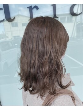 ルシール バイ アリア(Lucir by aria) ミルクティーブラウン♪