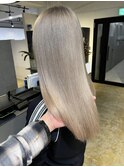 毎回ブリーチリタッチでこの綺麗なカラー！_creamy beige milk_