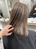 レディアル 大宮(REDEAL ope.) ベージュハイライトバレイヤージュ