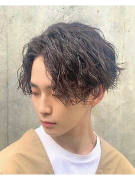 フィフス トウキョウ (fifth TOKYO) メンズマッシュウルフカット波巻きスパイラルパーマメンズパーマ