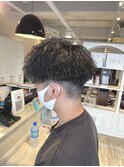ツイストスパイラル×アッシュブラック×六反