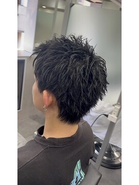 クロムトウキョウ ザ バーバー ネオン 新宿店(CHROM TOKYO the Barber ne/on) スパイキーショート