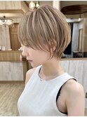 ショートボブ