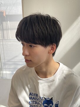 ネオリーブウリ 二子玉川店(Neolive uri) ベリーショートウルフアッシュブラックカルマパーマ《二子玉川》