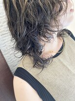 プレフェレプレフェ(prefere prefe)&nbsp;くるくるパーマ×抜きっぱなしハイライト