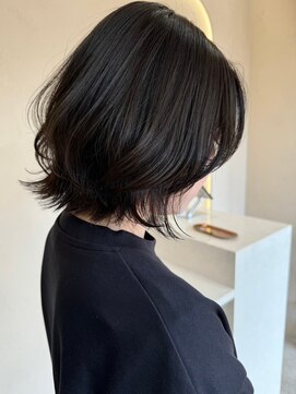 オズ 郡山桑野店(OZ) 黒髪ボブルフネビージュ小顔ワンレン