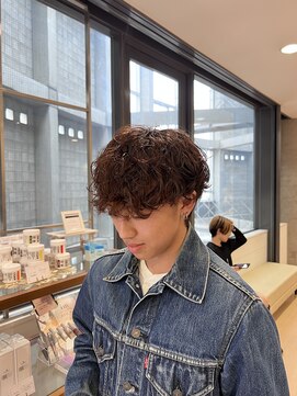 アウラ(AURA) プードルパーマスパイラルパーマ波巻きパーマ