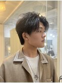 20代30代40代流行ツーブロック刈り上げ黒髪短髪メンズ