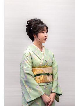 ヘアーアンドセルフサロン アキ(hair&self salon Aki) 着物レンタルとアップスタイル