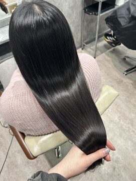 シエテ 津田沼(Siete) ミディアムヘア/暗めカラー/グランマッシュ/津田沼