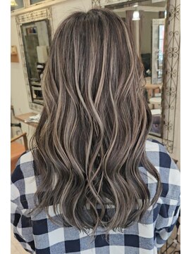 ヘアーアンドリゾート 縁(Hair&Resort En.) ハイライト