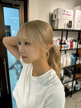 コワファーストナガサキシャンプーボーイ(COIFF1RST NAGASAKI SHAMPOO BOY) レイヤーカット/顔周り/前髪