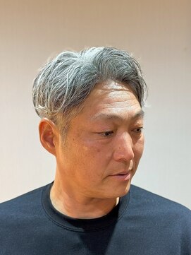 ジェントル(GENTLE) 大人グレイニュアンスショート