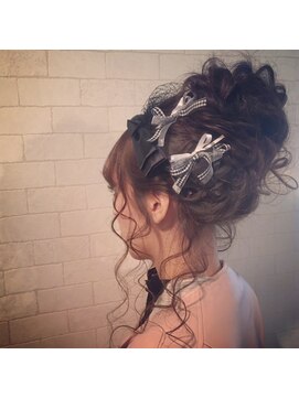 ヘアメイクサロンシャルメ(Hair Make Salon CHARMER) LIVE♪イベント♪ゆるふわ後れ毛おだんごヘアセット