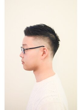 ヘアー アレス(hair ales) 【FADE スタイル】