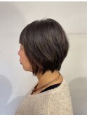 大人前下がりショートボブ