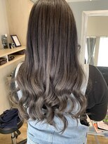 アース 北九州八幡西店(HAIR&MAKE EARTH)&nbsp;シールエクステ80本で長さ出し＋デザインカラー