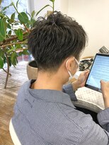 ヘッズ 本八幡店(HEADS)&nbsp;MEN'S HAIR  センターパート　ツイストスパイラル　コンマヘア