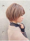 ベージュカラー×丸みショート［髪質改善］