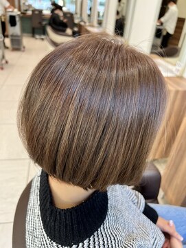 アッシュ 豊田店(Ash) 白髪があってもカラーを楽しく!白髪ぼかしデザインハイライト