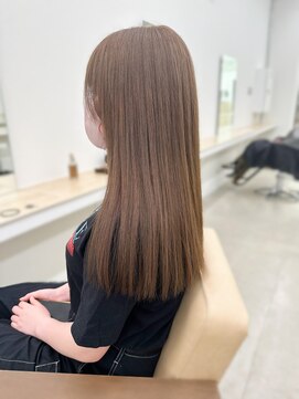 ニュート(Neut ) グレージュ