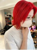 外ハネ切りっぱなしボブレッドカラー