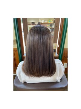 エルパライソ 鯖江店(Elparaiso) 鯖江/髪質改善/オッジオット/白髪染め/縮毛矯正/ハイライト