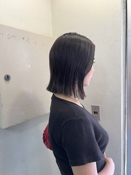キャンバス バイ ネオリーブ 横浜西口(Canvas by neo.) 切りっぱなしボブ　酸性ストレート