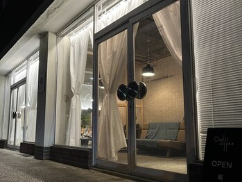 ヘアーアンドリラクゼーション ラシック(Hair&Relaxation LA.CHIC)の写真/２席のみのプライベート空間で、あなたの“なりたい”をカタチに。広々とした空間でくつろぎと癒しをー＊