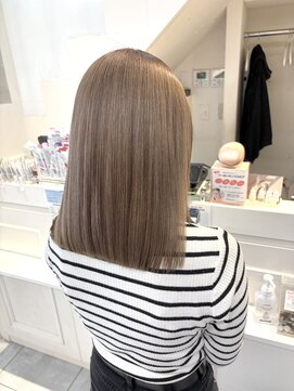 ネオリーブカフ 鶴ヶ峰店(Neolive caff) ミルクティーベージュ　夏のヘアアレンジ　ハイライトカラー