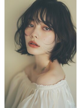 ルアナ(Luana) 顔まわりレイヤーボブパーマスタイル