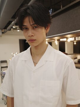 アンサー 渋谷(ANSWER) センターパートシースルー毛流れフェザーパーマ大人ヘア韓流