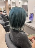 ターコイズグラデーションレイヤーカット丸みショート