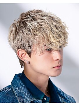 オーシャントーキョー ホワイト 原宿(OCEAN TOKYO WHITE) 波巻きスパイラルマッシュ