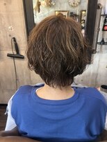 プラメーラ(PRAMEERA) グレイカラー、ショートスタイル