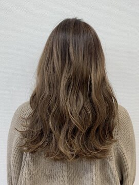 クアトロ グランシュ 川崎店(QUATRO × GranCieux) ★シアーベージュ