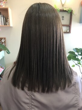 ヘアーサロン いろは カット＋縮毛矯正