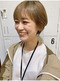 ショートボブ
