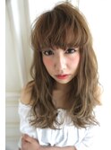濡れ髪　切りっぱなし　オリーブカラー　セミウェットウェーブ